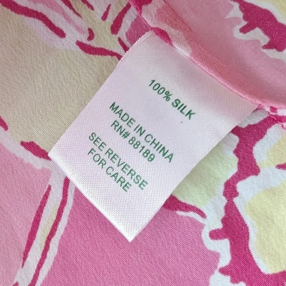 Lilly Pulitzer Elsa Blouse in Yellow Day Lilly Print - Picture 5 of 10